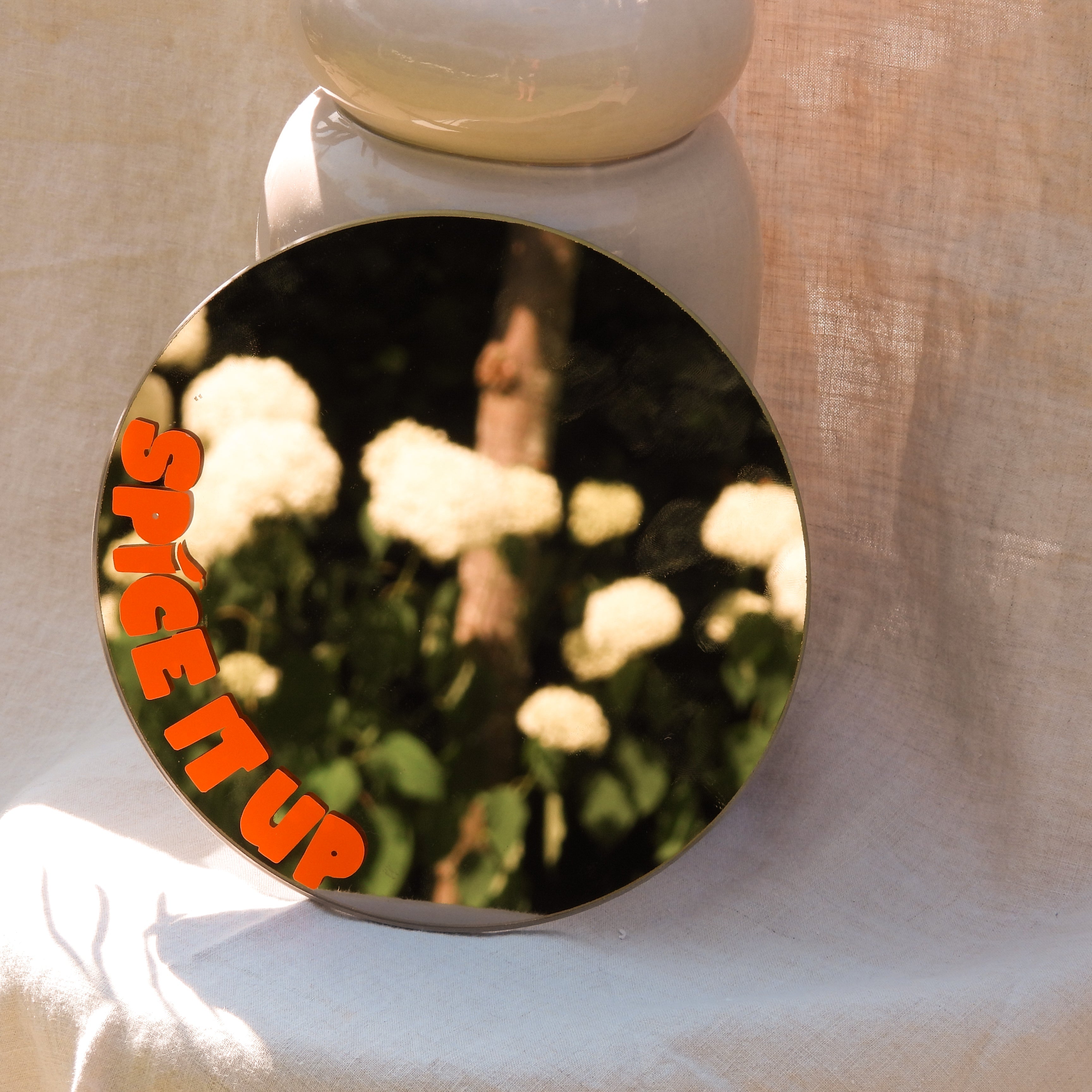 Personaliseerbaar spiegel - met jouw eigen tekst of logo  |  ⌀20cm